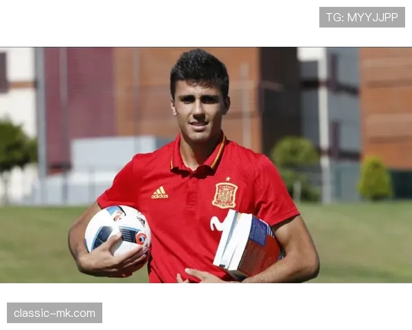 Rodri分享成功秘诀：如何在学业与足球之间保持平衡引关注